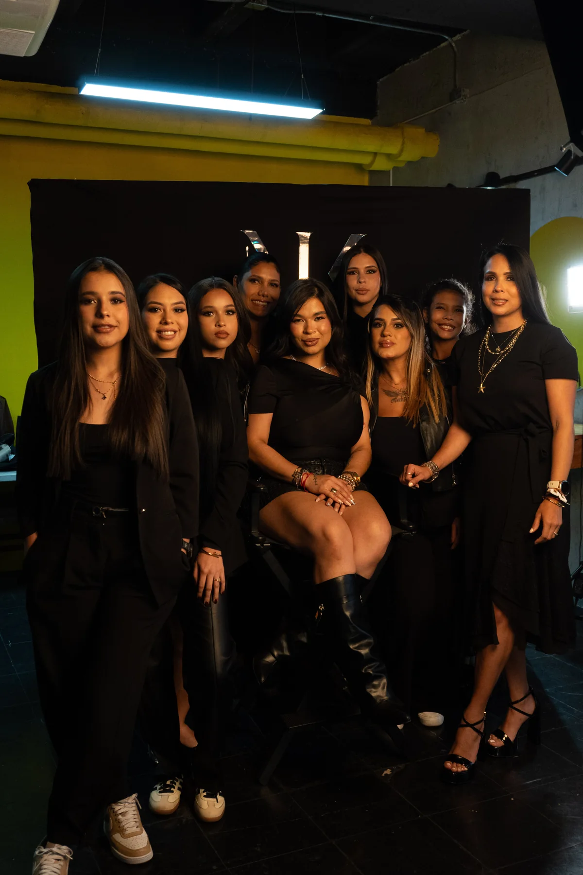 Grupo de alumnas con Mariagny